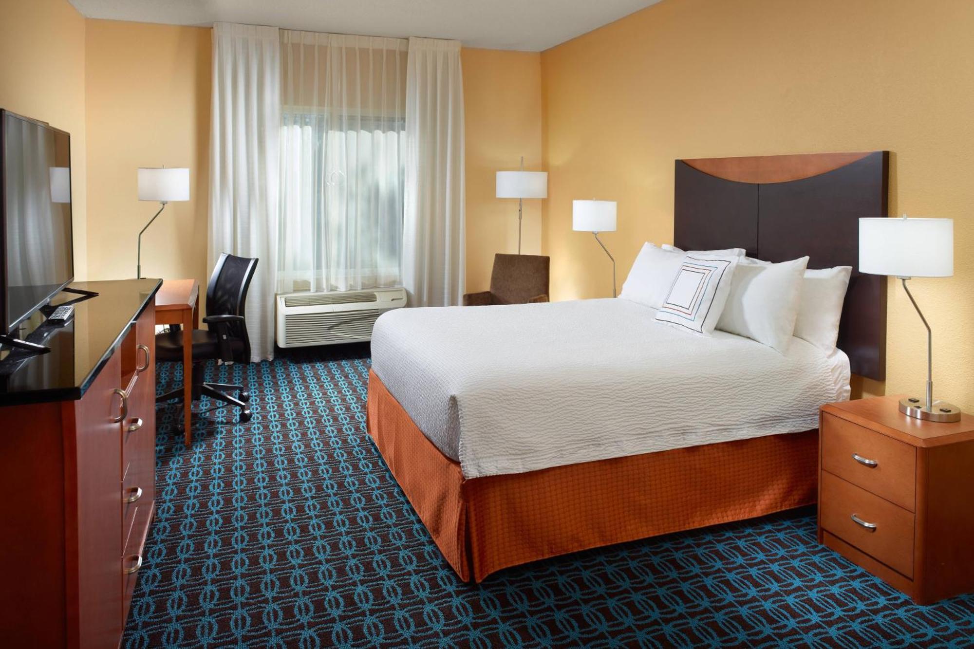 Fairfield Inn & Suites Кларксвілл Екстер'єр фото