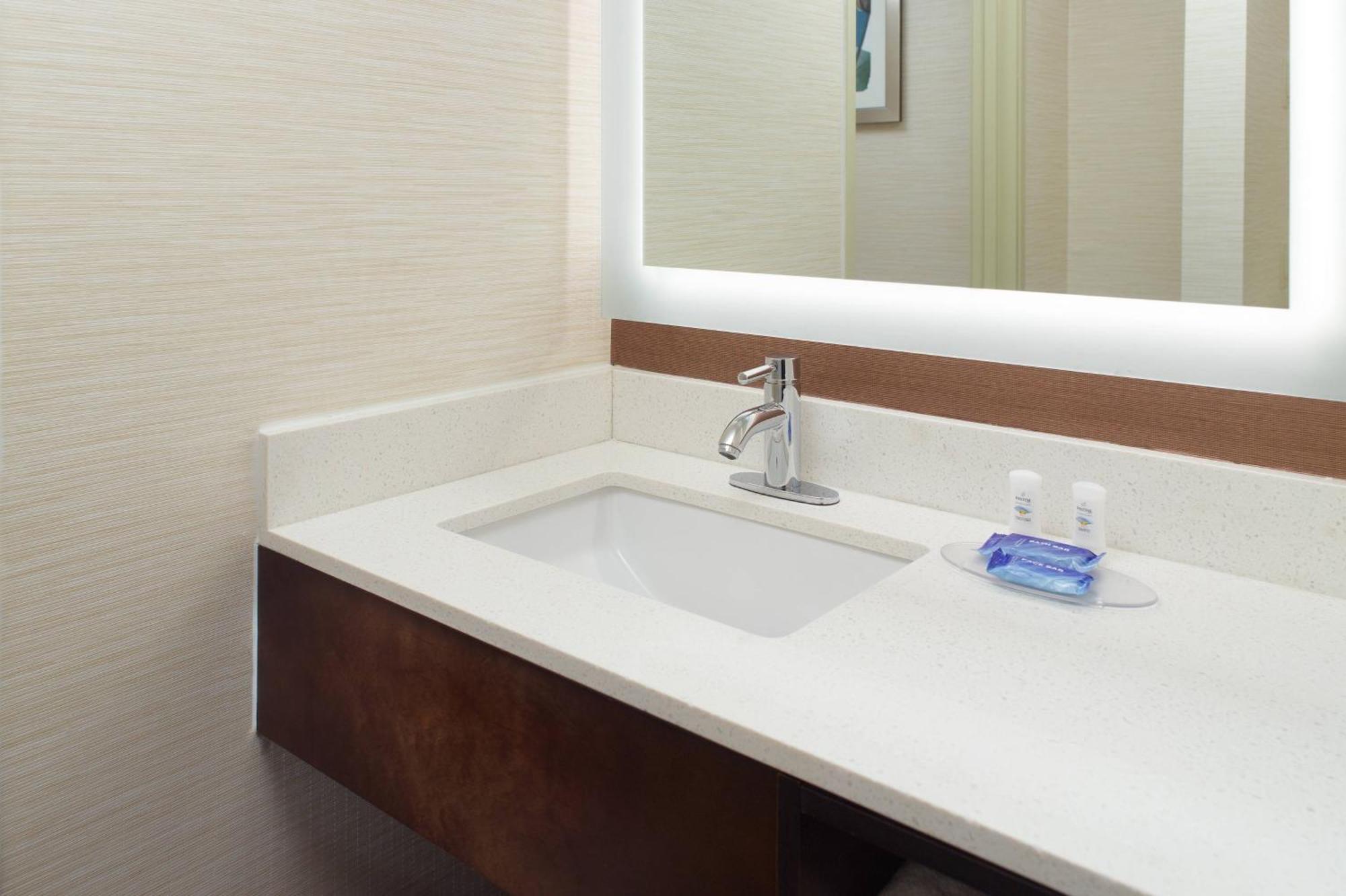 Fairfield Inn & Suites Кларксвілл Екстер'єр фото