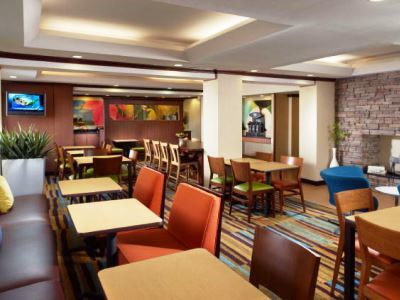 Fairfield Inn & Suites Кларксвілл Екстер'єр фото