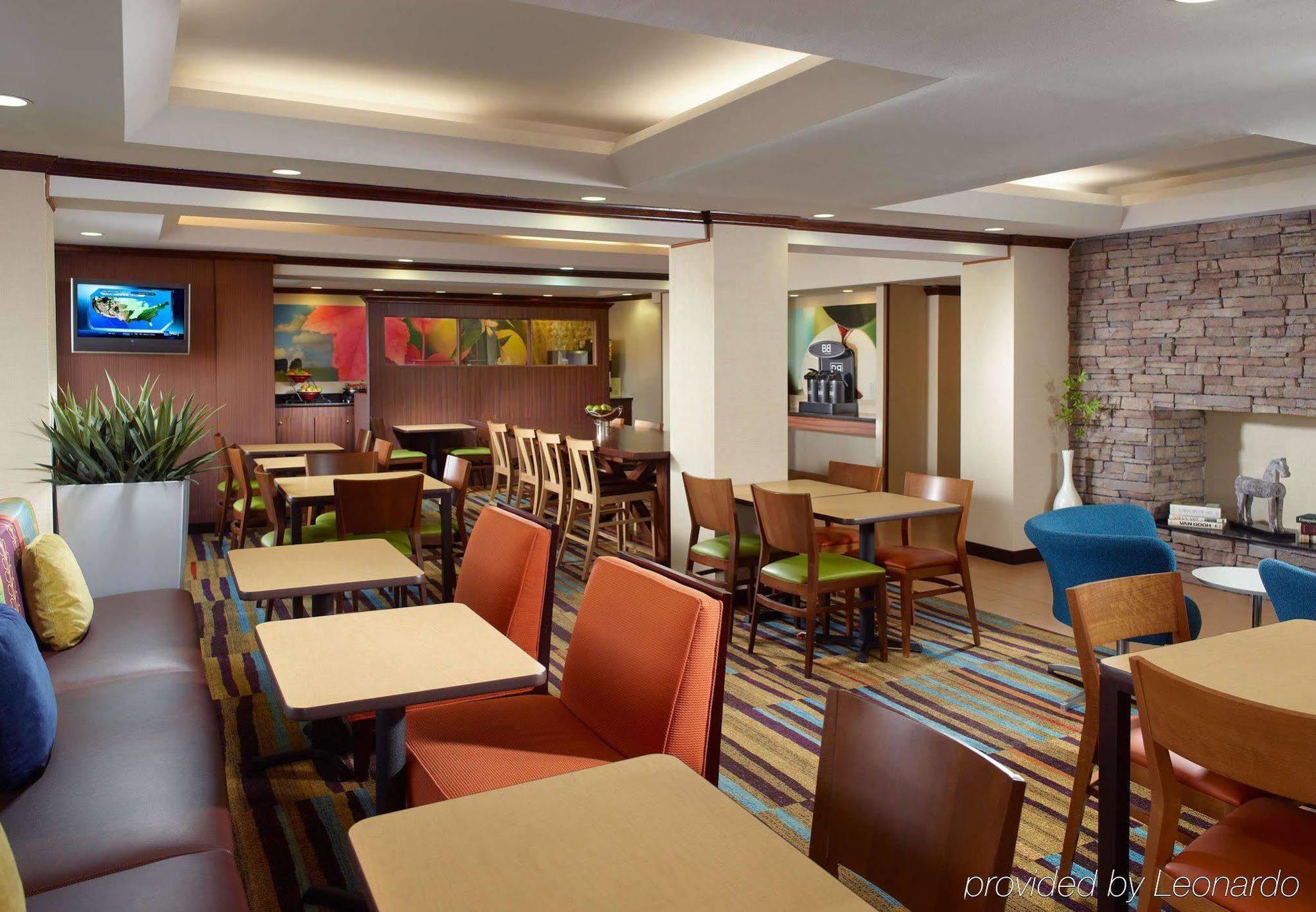 Fairfield Inn & Suites Кларксвілл Екстер'єр фото