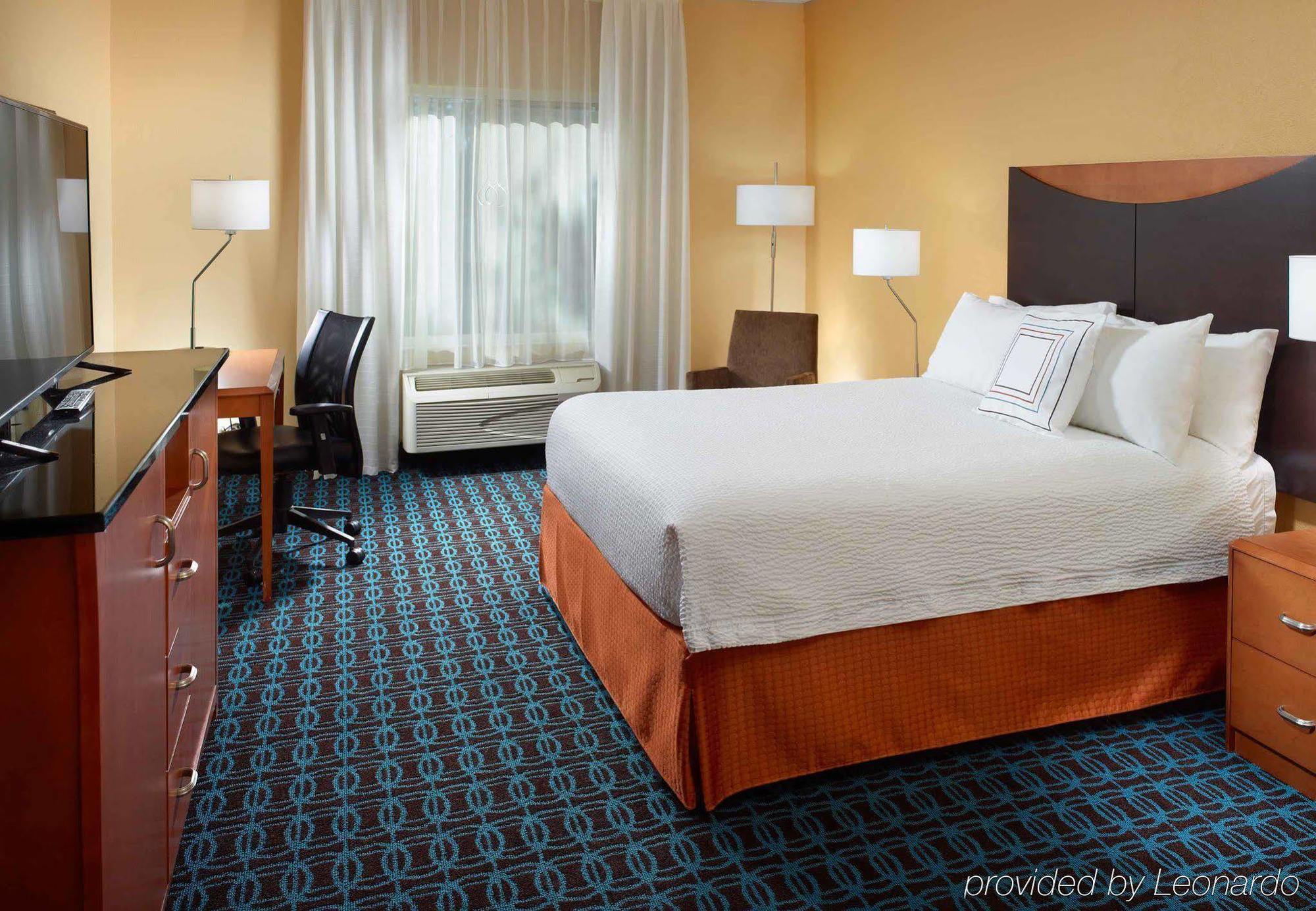 Fairfield Inn & Suites Кларксвілл Екстер'єр фото