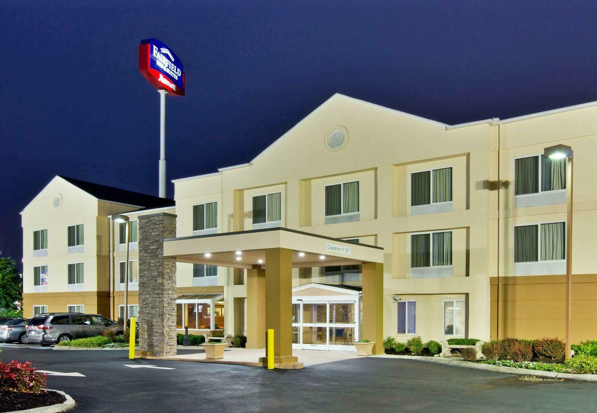Fairfield Inn & Suites Кларксвілл Екстер'єр фото